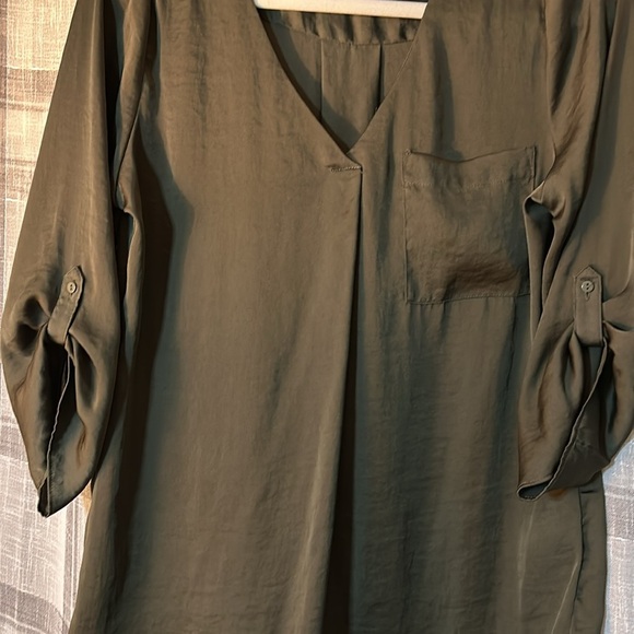 Green 3/4 Length Reitman’s Small Top - Picture 3 of 6